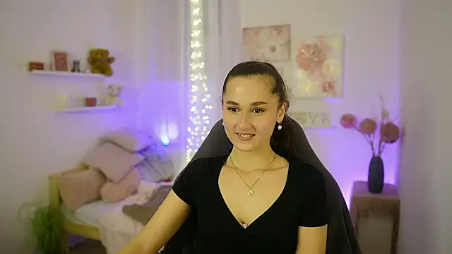 Snapshot of Annita_Grey chatting on November 2, 7:49 pm Annita Grey online show from November 2, 7:49 pm