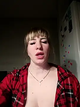 babyjessi online show from April 10, 9:30 pm