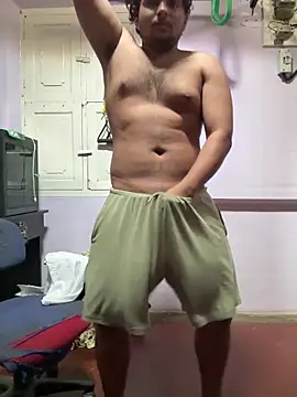 Snapshot of Kira_1413 chatting on November 12, 6:14 am Kira 1413 online show from November 12, 6:14 am