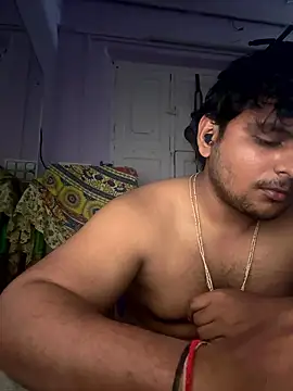 Snapshot of Kira_1413 chatting on January 12, 8:36 pm Kira 1413 online show from January 12, 8:36 pm