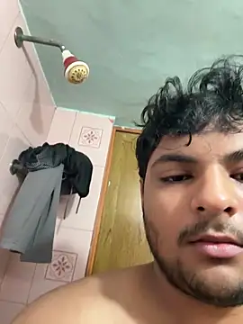 Snapshot of Kira_1413 chatting on February 23, 5:16 am Kira 1413 online show from February 23, 5:16 am