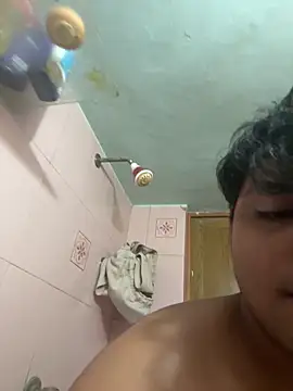 Snapshot of Kira_1413 chatting on March 11, 8:53 am Kira 1413 online show from March 11, 8:53 am