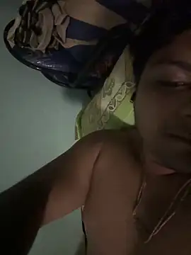 Snapshot of Kira_1413 chatting on March 17, 10:07 am Kira 1413 online show from March 17, 10:07 am