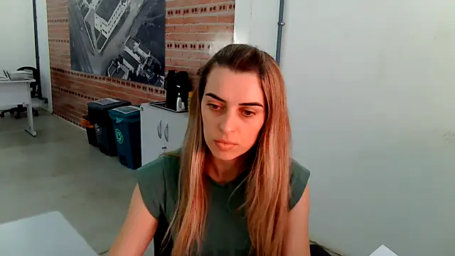 SweetGraciosa online show from December 3, 7:45 pm