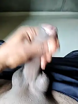 Snapshot of chatboy1432 chatting on October 17, 5:43 am chatboy1432 online show from October 17, 5:43 am