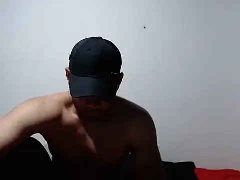 Snapshot of lukas_angelo chatting on October 22, 4:02 am lukas angelo online show from October 22, 4:02 am