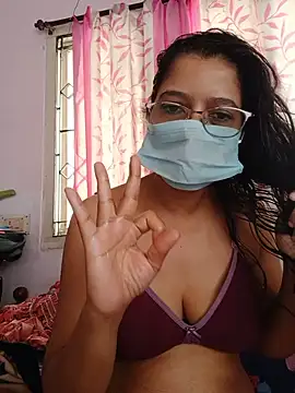 Snapshot of thanusi_2 chatting on July 7, 5:43 am thanusi 2 online show from July 7, 5:43 am