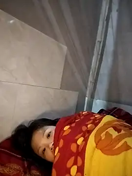 LinhNa999 online show from November 23, 1:05 am