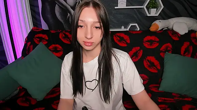 sheillawood online show from October 22, 12:22 am