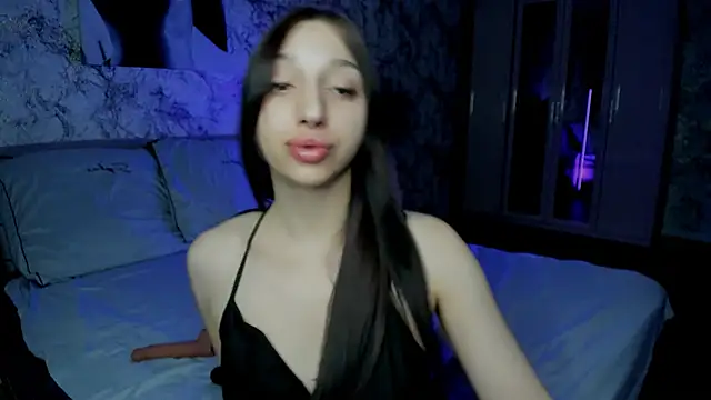 sheillawood online show from November 5, 12:32 am