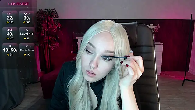 Snapshot of Sexy_Alexia69 chatting on October 18, 3:31 am Sexy Alexia69 online show from October 18, 3:31 am