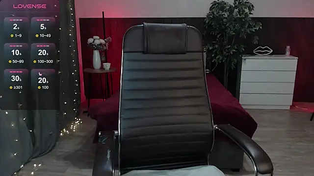 Snapshot of Sexy_Alexia69 chatting on October 31, 4:19 pm Sexy Alexia69 online show from October 31, 4:19 pm