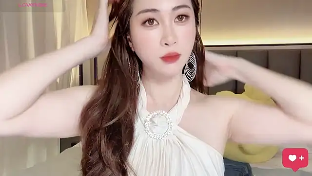 wuyueaini online show from May 12, 6:21 am