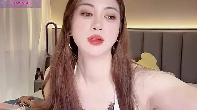 wuyueaini online show from June 20, 6:38 am