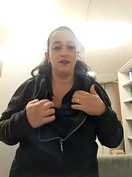 Snapshot of monella821 chatting on November 26, 4:19 pm monella821 online show from November 26, 4:19 pm