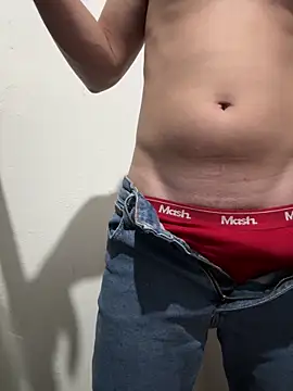 Snapshot of boy_paradise chatting on February 25, 12:53 am boy paradise online show from February 25, 12:53 am