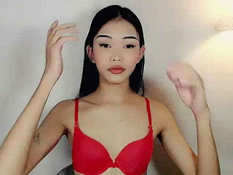 holyakiesha online show from December 2, 10:38 pm