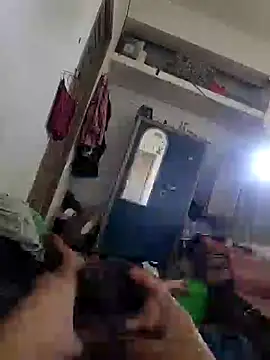 Snapshot of hotbull30 chatting on October 23, 5:07 am hotbull30 online show from October 23, 5:07 am