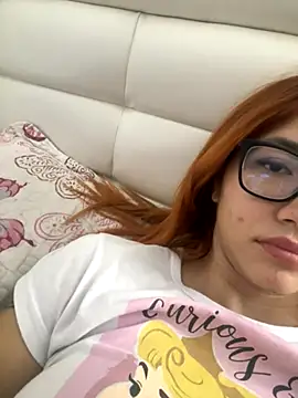 Snapshot of AmeliaRossi_ chatting on September 25, 7:12 am AmeliaRossi online show from September 25, 7:12 am
