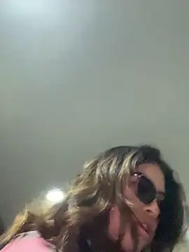 Snapshot of Isabela_Colins chatting on September 22, 12:40 pm Isabela Colins online show from September 22, 12:40 pm