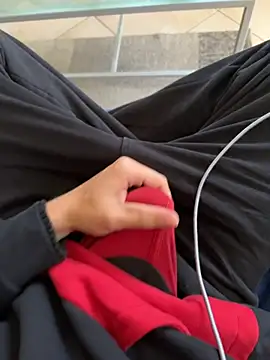 Manu97k online show from October 27, 8:29 am