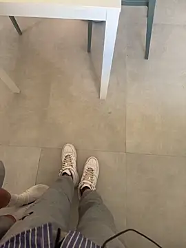 Manu97k online show from April 14, 6:47 pm