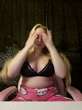 EmilyAngelUK online show from November 16, 10:48 pm