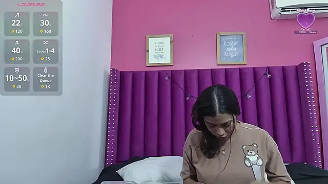 little beillis online show from January 9, 6:53 pm