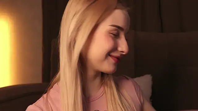 Nana Wilson online show from March 1, 5:09 am