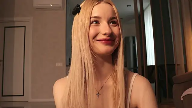 Nana Wilson online show from March 29, 4:45 am