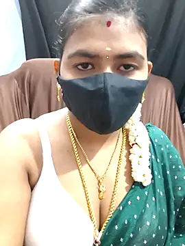 Snapshot of Tamil_Lotus chatting on November 10, 5:12 pm Tamil Lotus online show from November 10, 5:12 pm