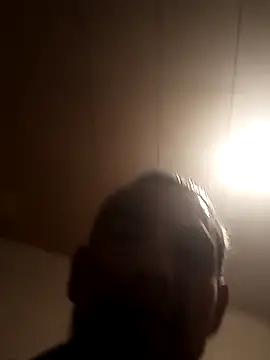 Snapshot of destroassbig2 chatting on February 18, 11:22 pm destroassbig2 online show from February 18, 11:22 pm