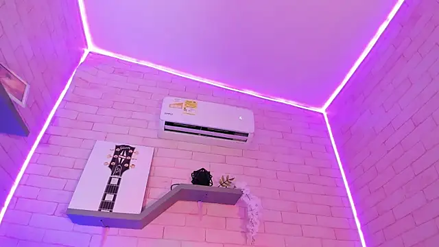 EllyMiller online show from February 16, 3:13 am