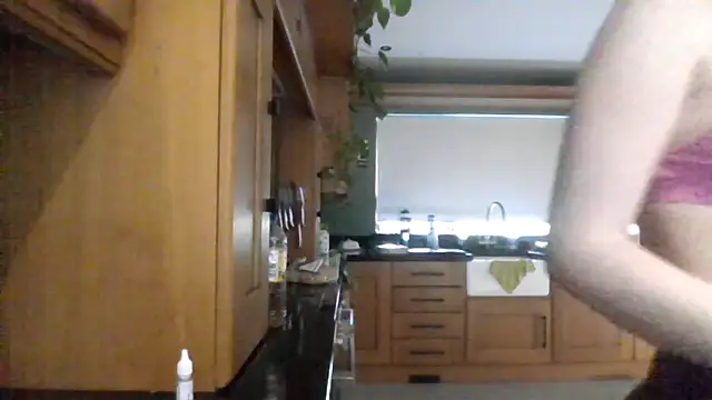 Snapshot of SexyKatiex chatting on October 2, 2:02 pm SexyKatiex online show from October 2, 2:02 pm