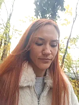 Snapshot of SlimBellaa chatting on November 2, 2:41 pm SlimBellaa online show from November 2, 2:41 pm