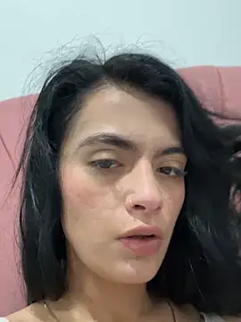 Snapshot of LiaCollings chatting on October 8, 9:51 am LiaCollings online show from October 8, 9:51 am