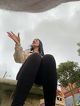 Snapshot of LiaCollings chatting on November 4, 8:52 pm LiaCollings online show from November 4, 8:52 pm