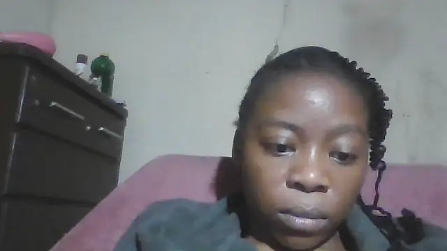 Snapshot of sexyhotchic93 chatting on September 21, 7:37 pm sexyhotchic93 online show from September 21, 7:37 pm