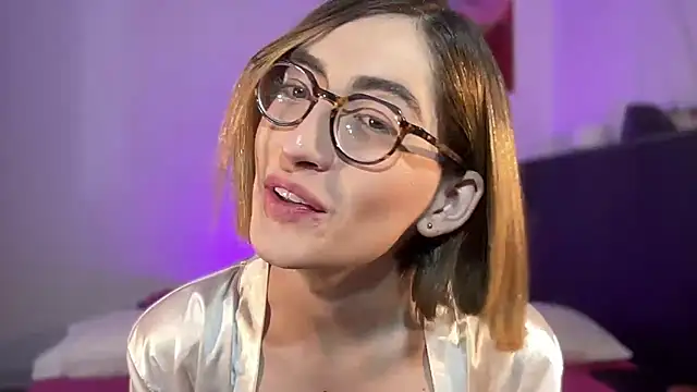 rousseblossom online show from October 10, 1:26 am