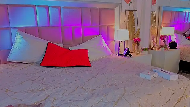 AlanaOdison online show from April 9, 7:41 pm