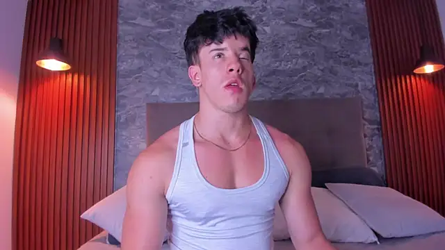 MaxCooper1 online show from September 23, 7:50 pm