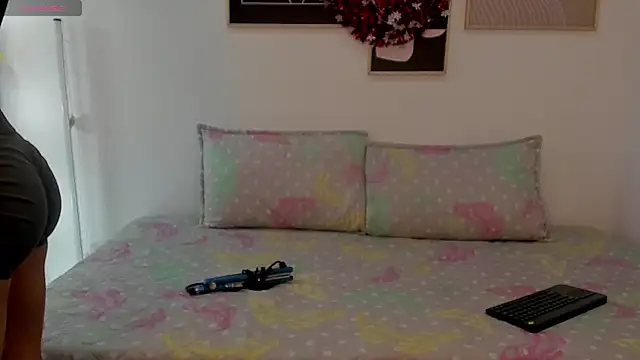 lycoris 19 online show from December 22, 9:34 pm