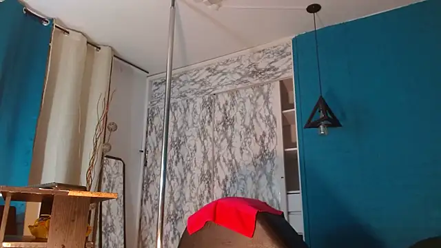 Snapshot of hanna_mooreee chatting on October 12, 6:29 pm hanna mooreee online show from October 12, 6:29 pm