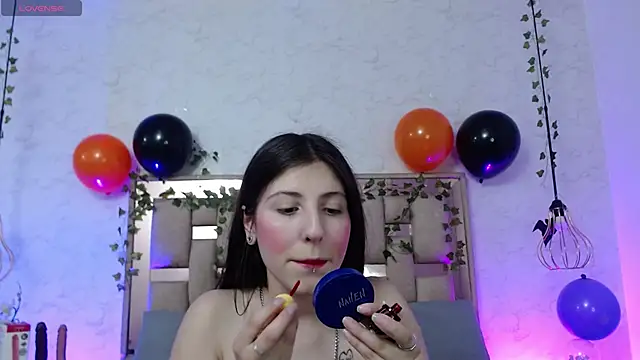 Snapshot of ScarlettRox chatting on October 28, 11:36 am ScarlettRox online show from October 28, 11:36 am