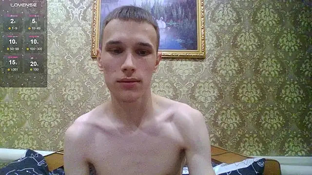 Snapshot of your___honeyy chatting on November 7, 7:41 am your honeyy online show from November 7, 7:41 am