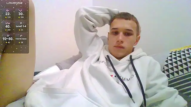 Snapshot of your___honeyy chatting on November 13, 10:14 am your honeyy online show from November 13, 10:14 am