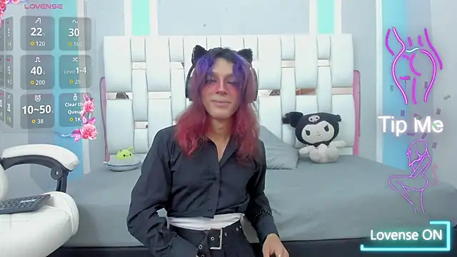 Snapshot of MilkWhore1 chatting on October 22, 7:46 pm MilkWhore1 online show from October 22, 7:46 pm