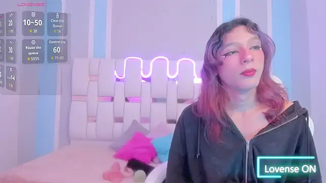 MilkWhore1 online show from January 6, 8:01 pm