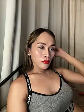 Snapshot of RomanticPearlTS chatting on March 20, 2:44 pm RomanticPearlTS online show from March 20, 2:44 pm