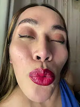 Snapshot of RomanticPearlTS chatting on March 28, 12:38 pm RomanticPearlTS online show from March 28, 12:38 pm